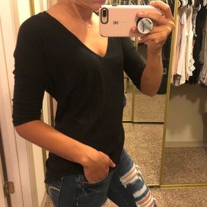 Express V-Neck London Tee